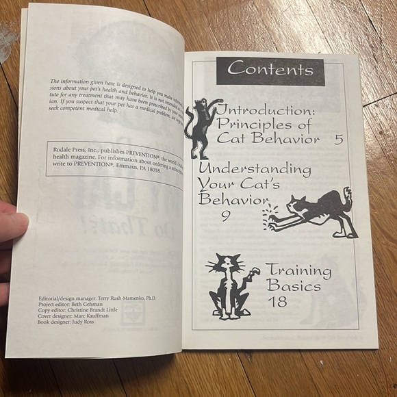 Vintage 90s Why does my cat do that?! Why does my dog do that?! Paperback book - Picture 9 of 9